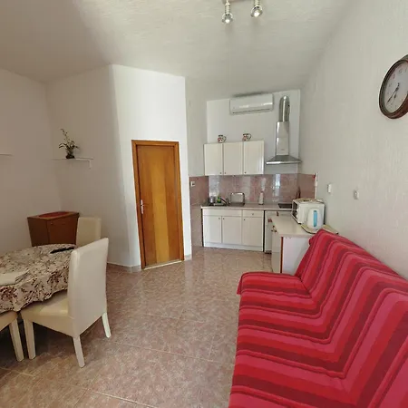 Lägenhet Cvjet App 3